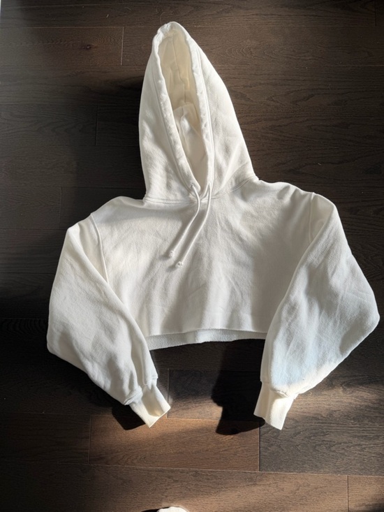 Sweaters - TNA white crop hoodie size 1